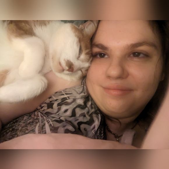 Meet your Posher, Katherine - Picture 3 of 15